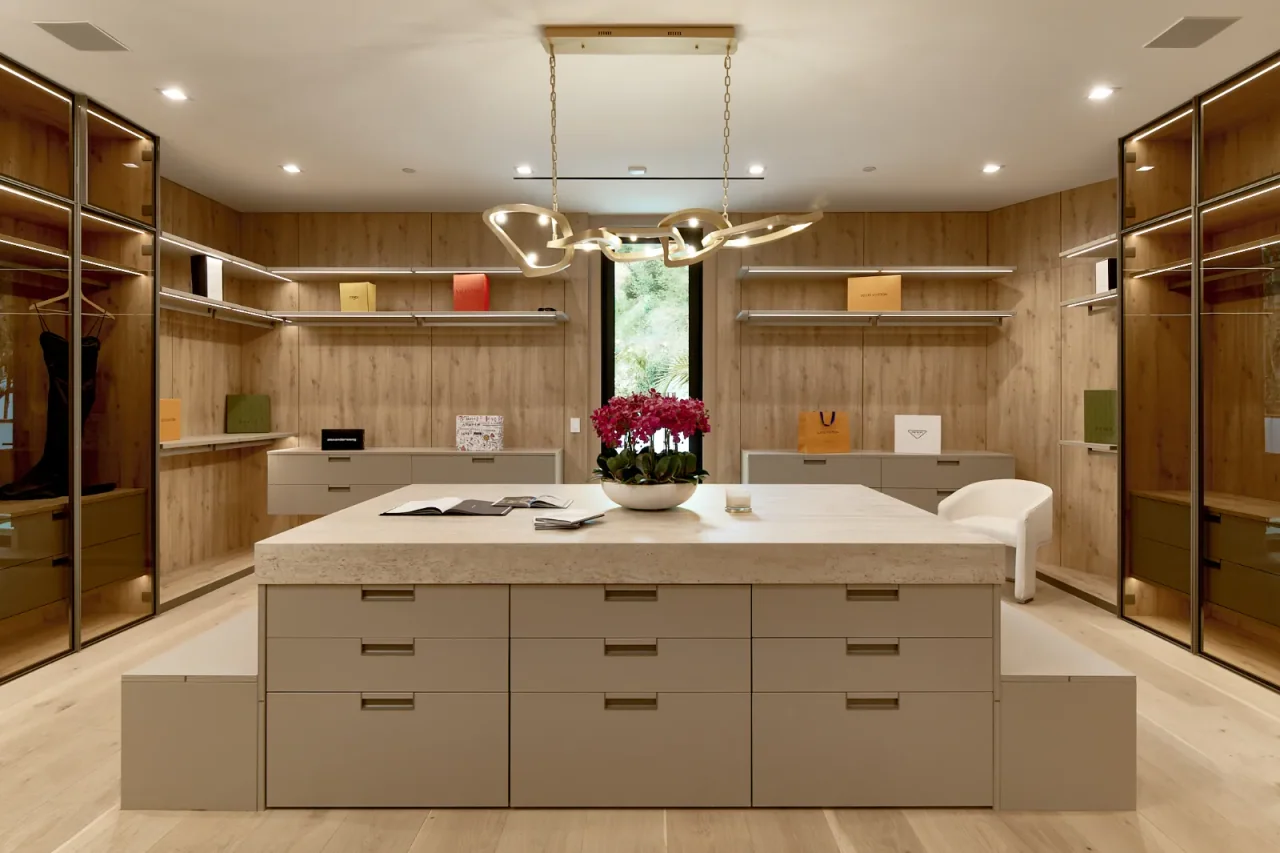 Dressing room with island and shelving at Chalon Road.