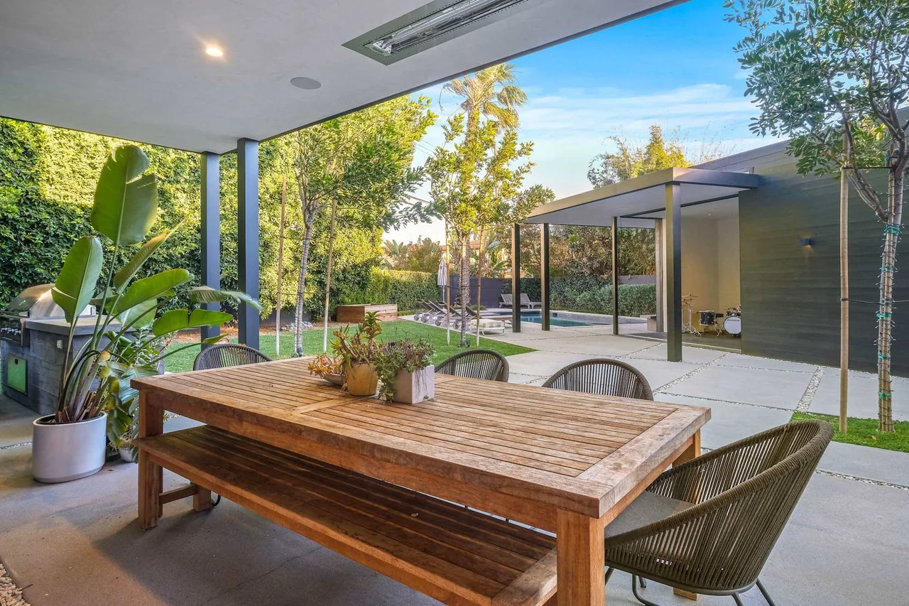Covered outdoor dining area at Halderman Street.